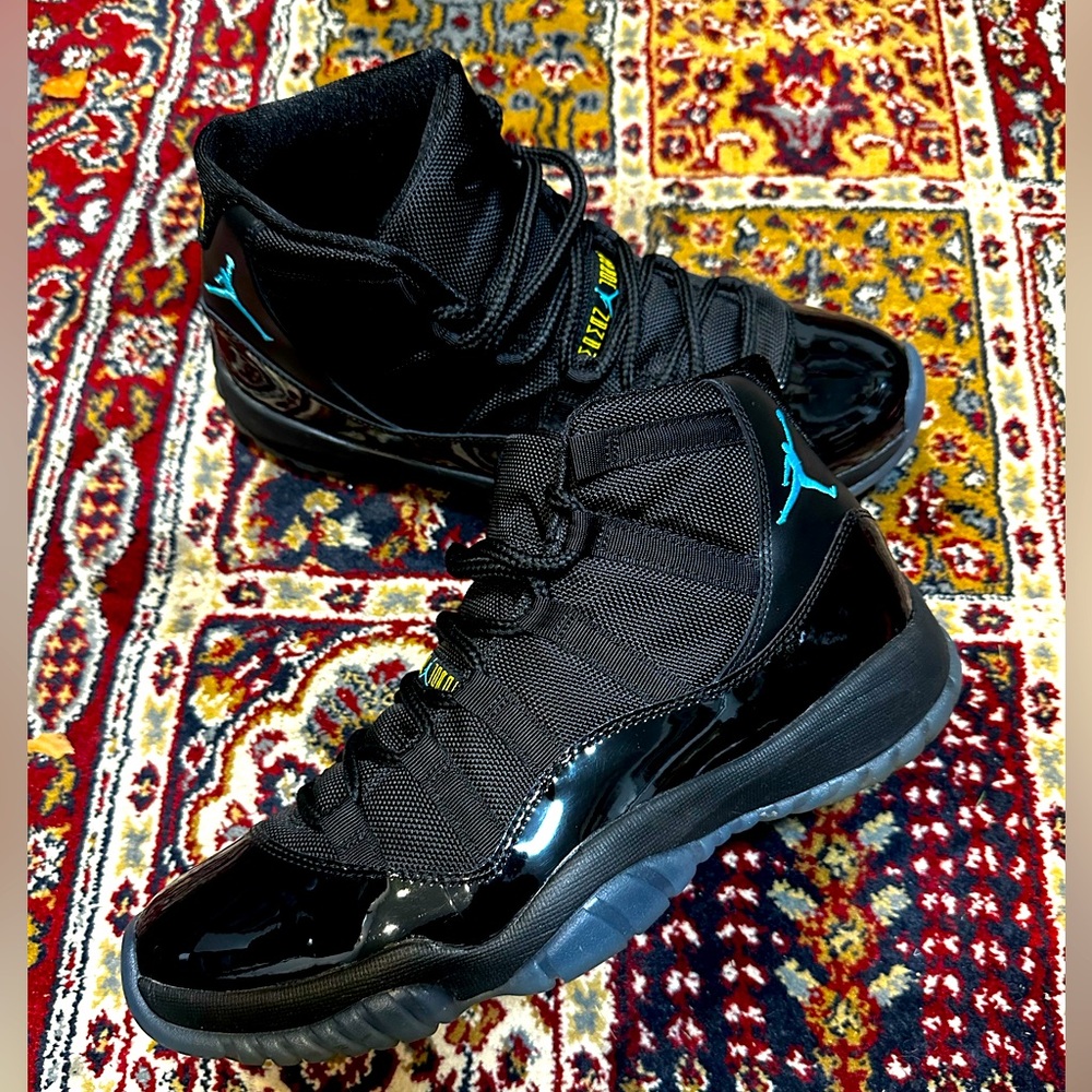 Jordan Gamma 11 size 10. Lightly used.